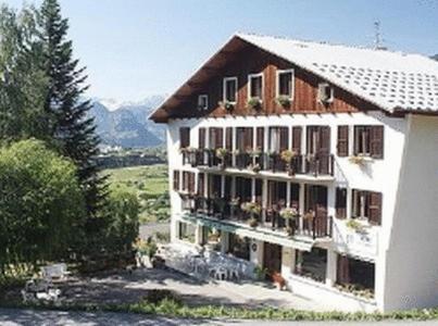 ריזול La Bonne Auberge מראה חיצוני תמונה